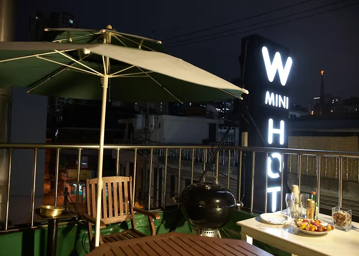 W Mini Dongdaemoon Hostel